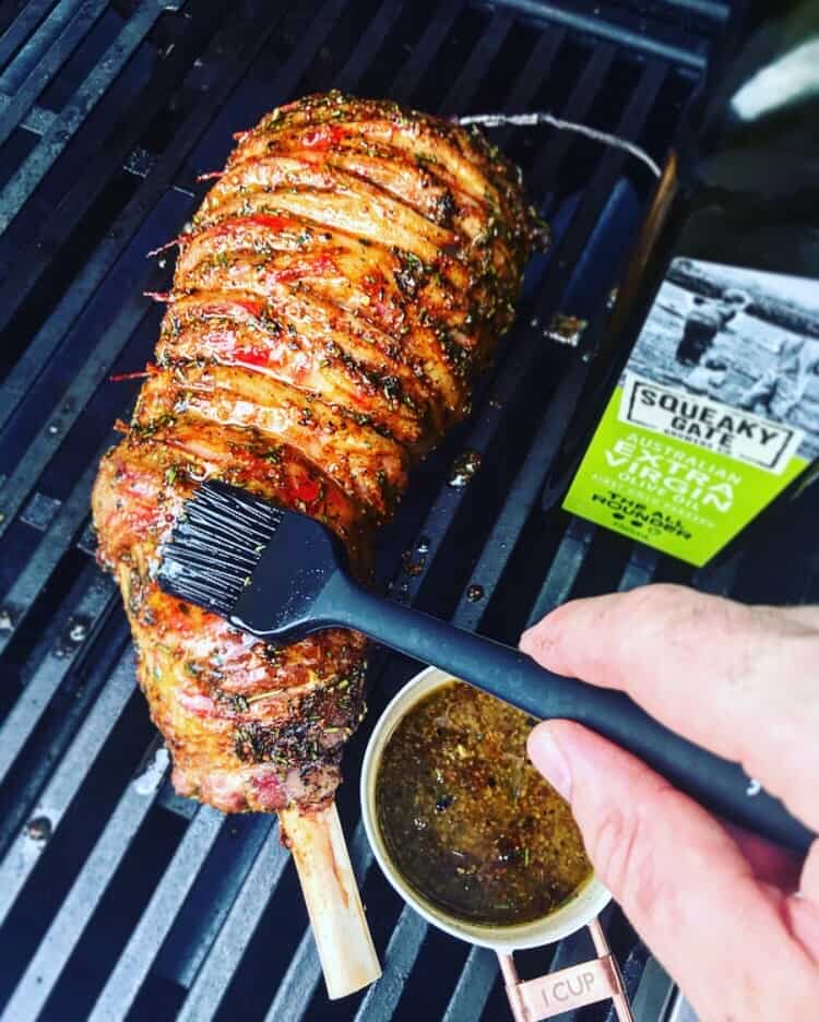Easy Carve Lamb Leg