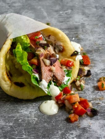 Moroccan steak pita with salsa
