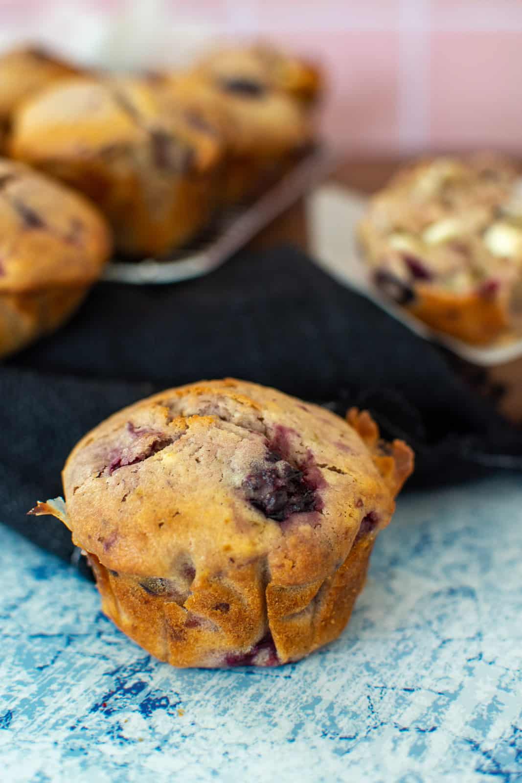 white chocolate & raspberry muffins